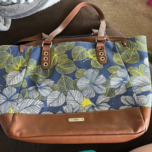 Chaps shoulder bag - Picture 1 of 7